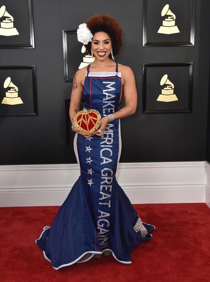Premios Grammy 2017, Joy Vila