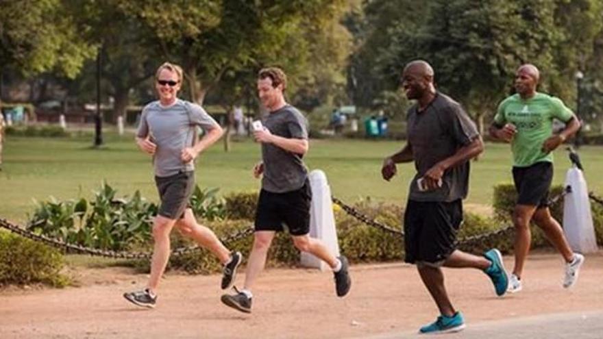 Mark Zuckerberg anima a sus seguidores a correr una milla cada día