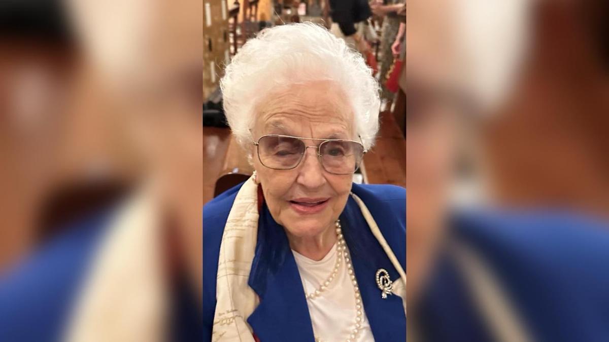 Josefa Aparicio Ruiz.