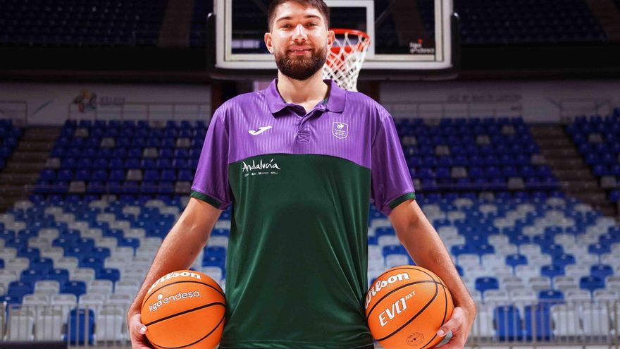 El Unicaja anuncia la renovación de Killian Tillie