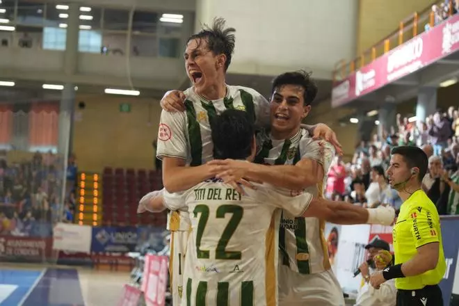 El Córdoba Futsal - Quesos El Hidalgo Manzanares, en imágenes