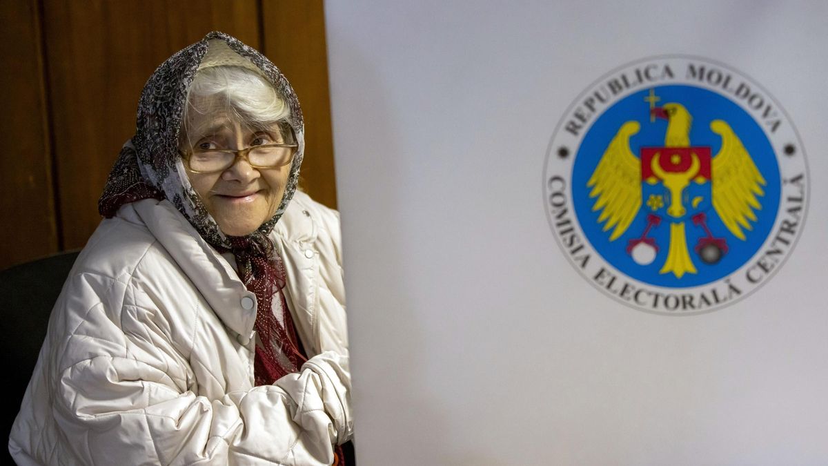 El partido europeísta se impone en Moldavia pese a perder apoyo en unas votaciones marcadas por la injerencia rusa