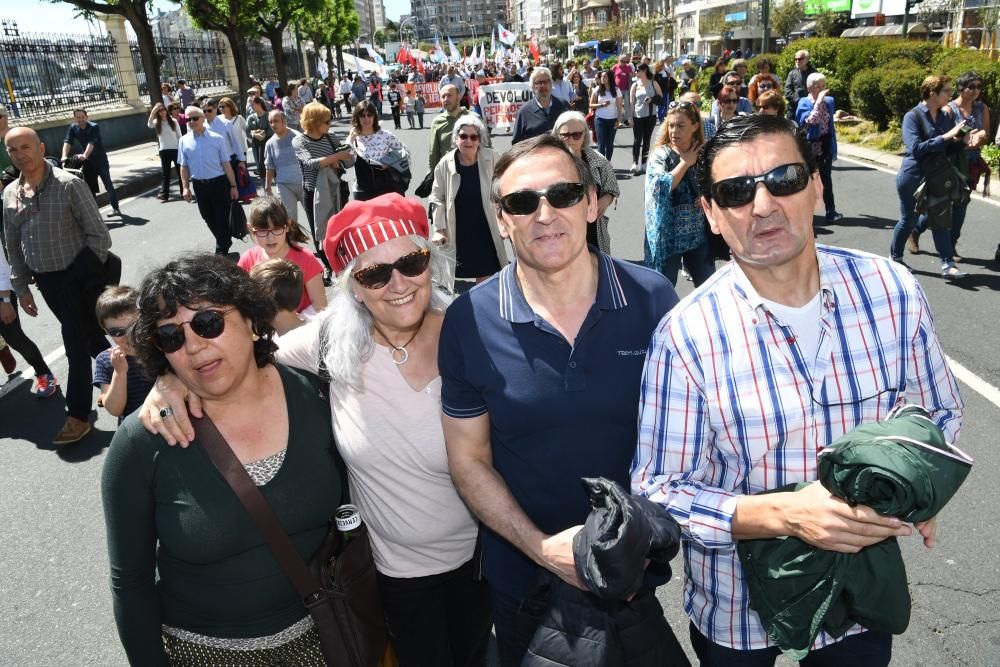 Marcha de 4.000 personas por la fachada marítima