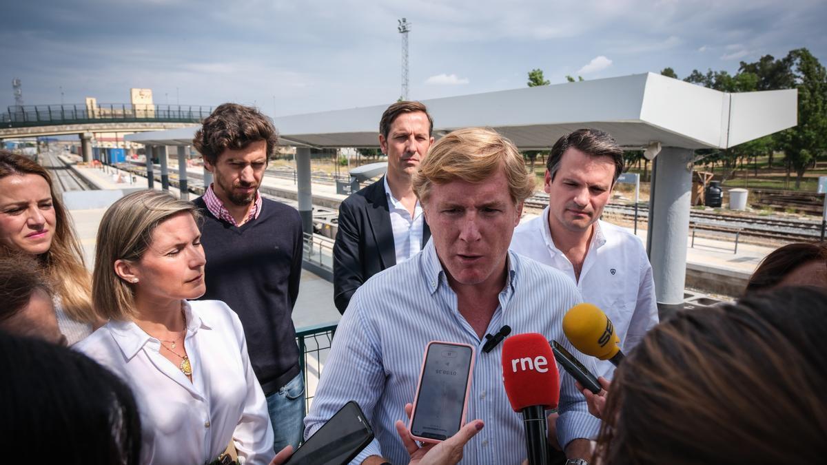 Ignacio Gragera, esta mañana, en la estación de tren de Badajoz.