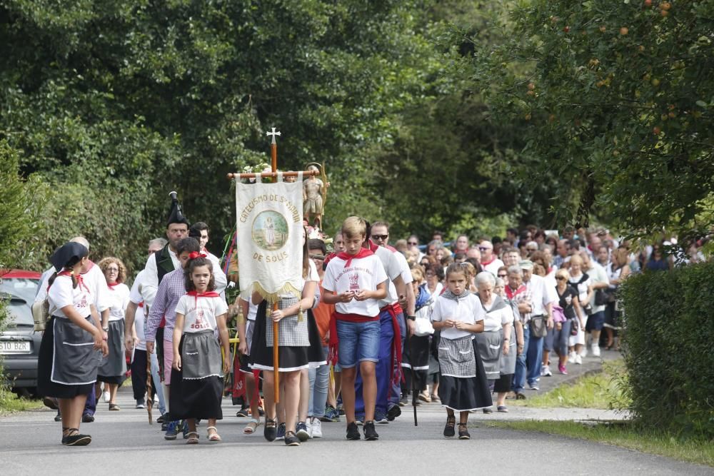 Procesión a la ermita de San Justo y Pastor