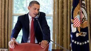 El president dels EUA, Barack Obama, parla per telèfon l’octubre del 2009, a la Casa Blanca.