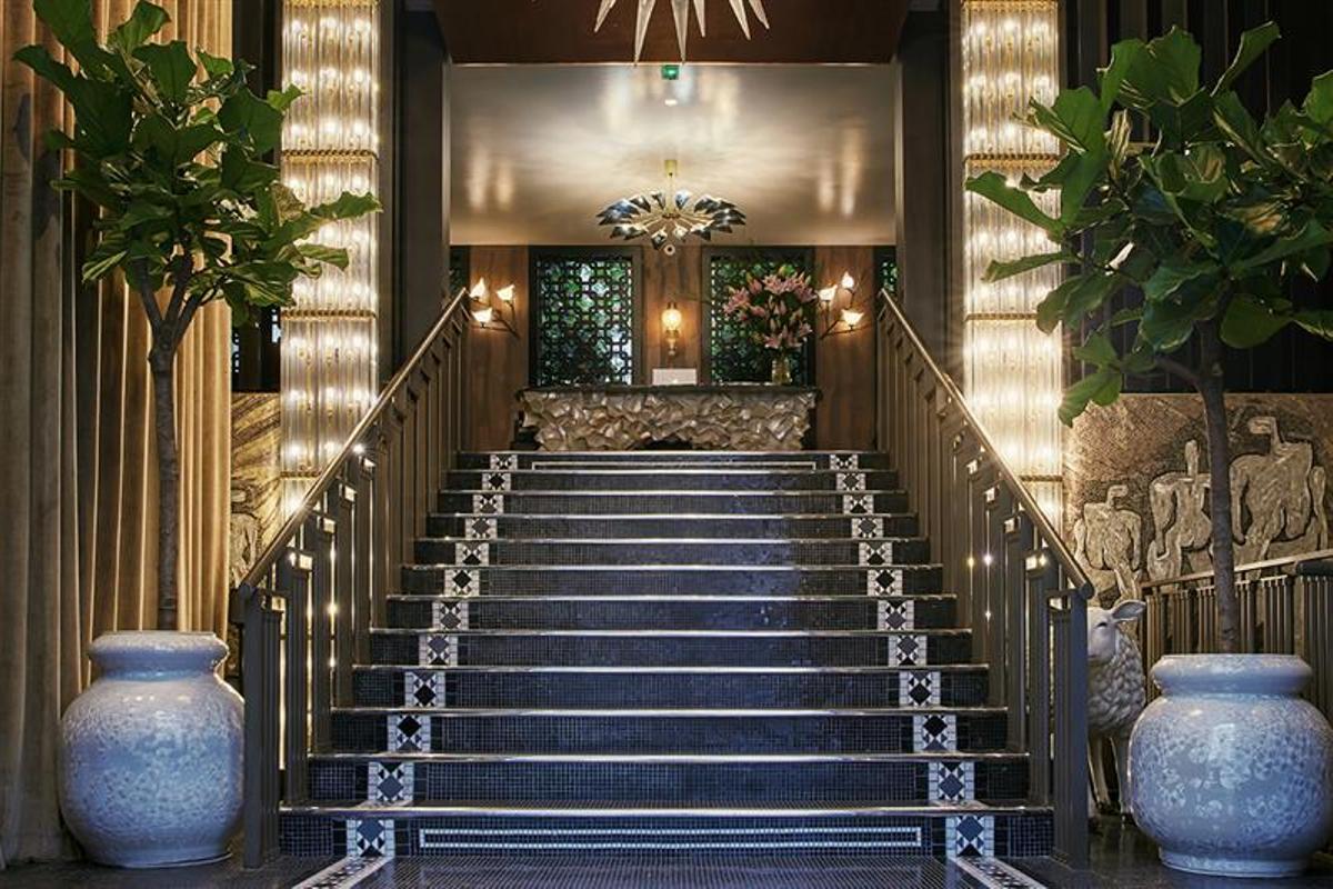 Hotel 5 estrellas The One Alma Paris