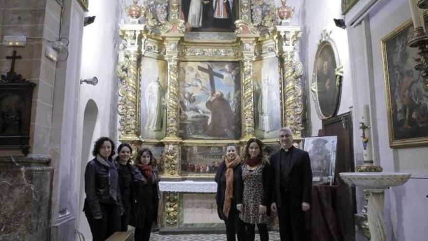 Nadal y el equipo de restauración en Sant Miquel.