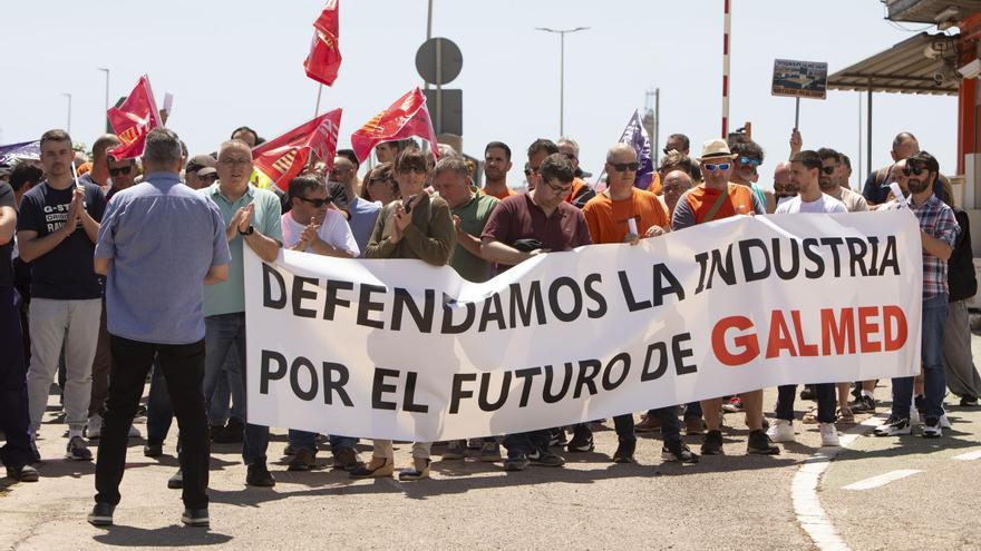 Los trabajadores de Galmed de movilizan contra el cierre de la planta