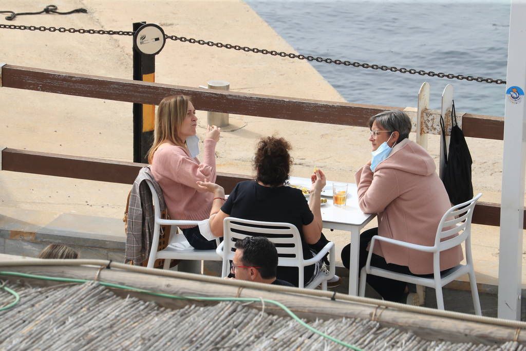 Así es el ambiente en Cartagena en el primer fin de semana con terrazas abiertas