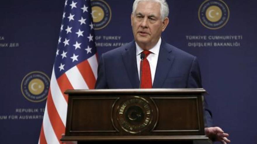 Tillerson: «El poble sirià decidirà sobre Al-Assad»
