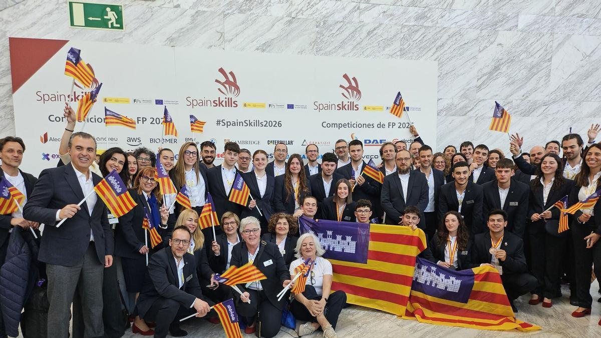 Delegación de estudiantes baleares de FP en los SpainSkills 2026.