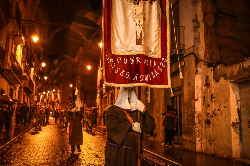 Procesión del Silencio de Alcoy pasada por agua.