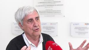 El catedrático emérito de Sanidad Animal de la Universidad de Zaragoza (Unizar), Juan José Badiola.