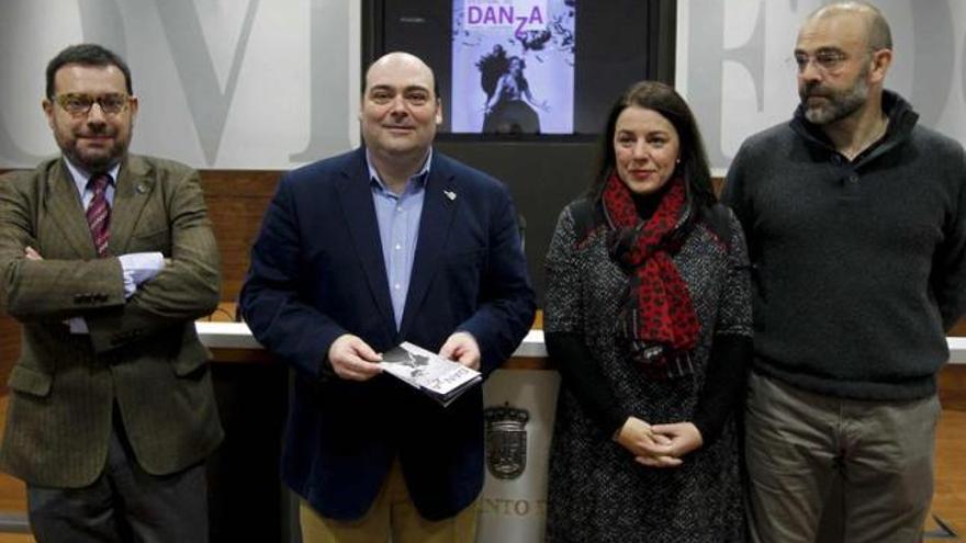 Cosme Marina, Iglesias Caunedo, Ángeles Rivero y Marzio Conti, ayer.