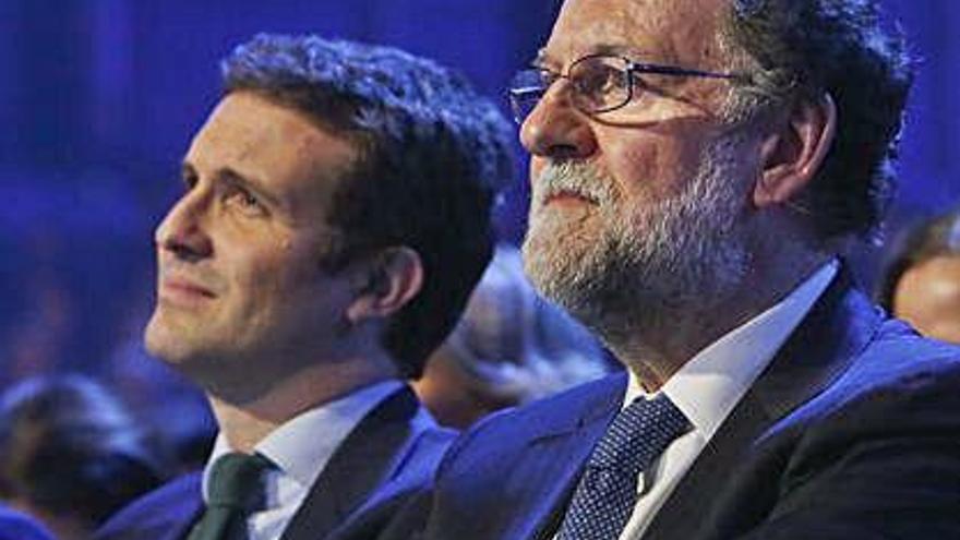 L&#039;expresident espanyol Mariano Rajoy amb l&#039;actual líder del Partit Popular, Pablo Casado