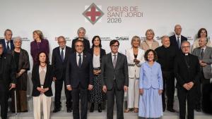 Foto de familia de la entrega de la Creu de Sant Jordi 2026.