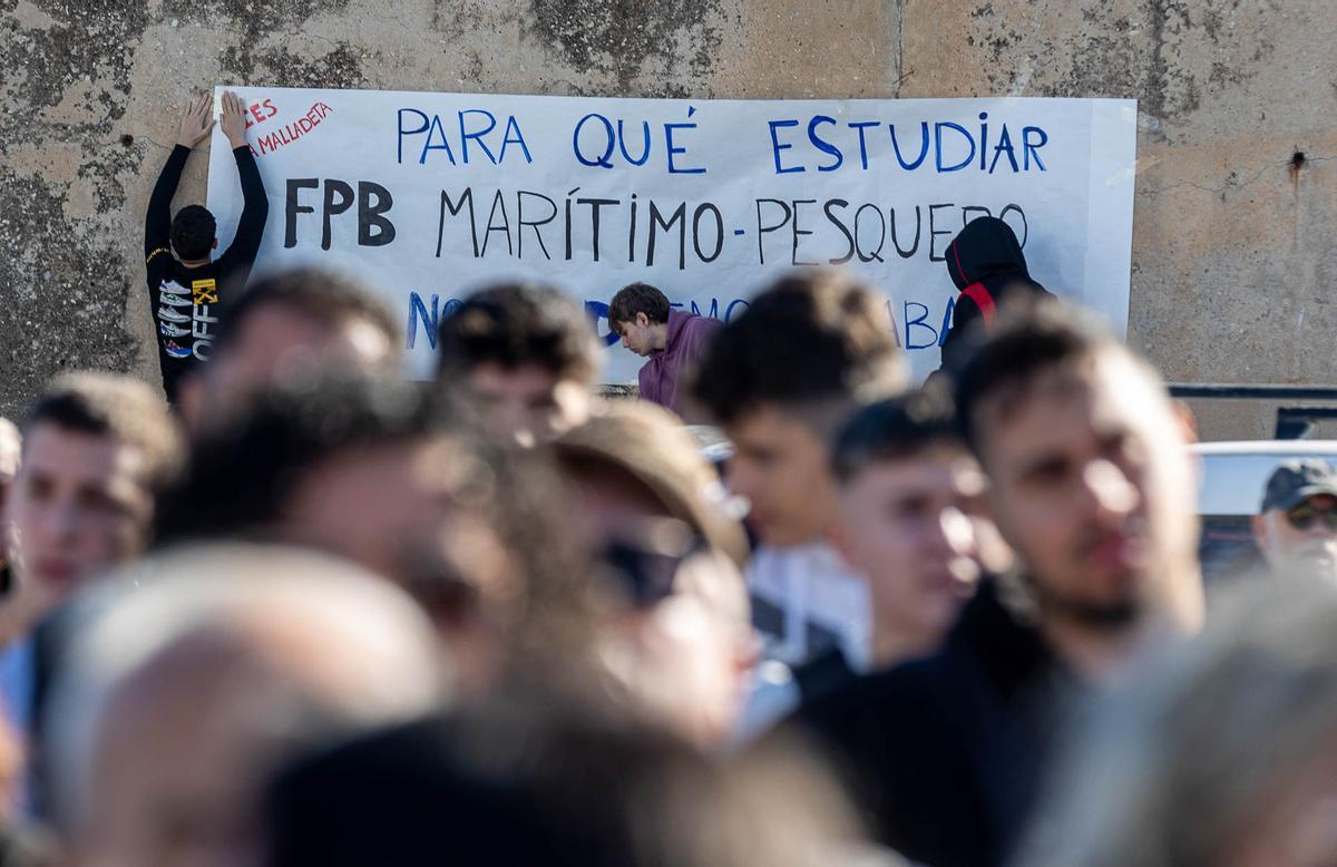 Los pescadores de La Vila Joiosa protestan por los recortes de la UE Los pescadores de La Vila Joiosa protestan por los recortes de la UE