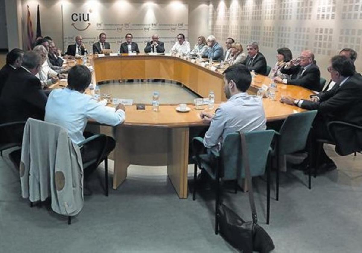 Aquelles executives 8 Reunió dels alts càrrecs de CiU, a la seu d’Unió, el 25 de maig.