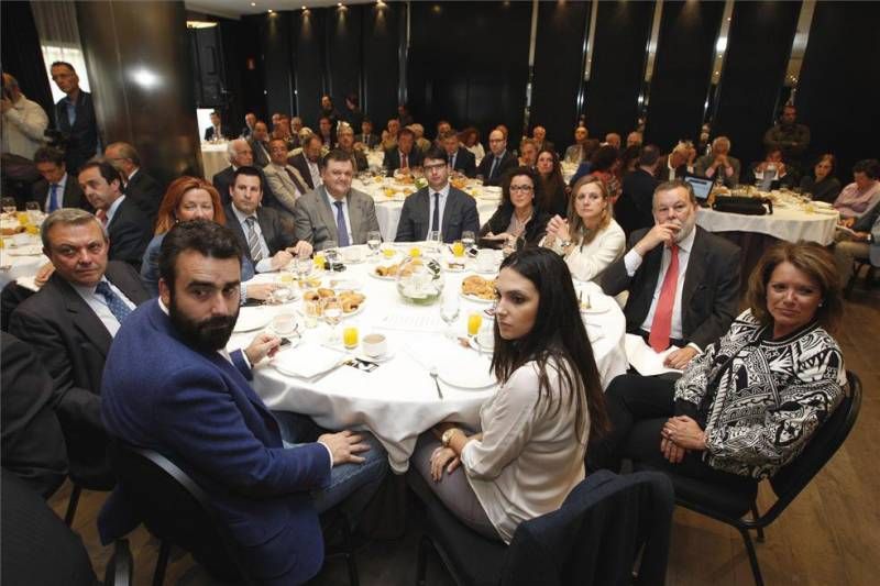 GALERÍA GRÁFICA DE SUSANA DÍAZ EN LOS DESAYUNOS DE DIARIO CÓRDOBA