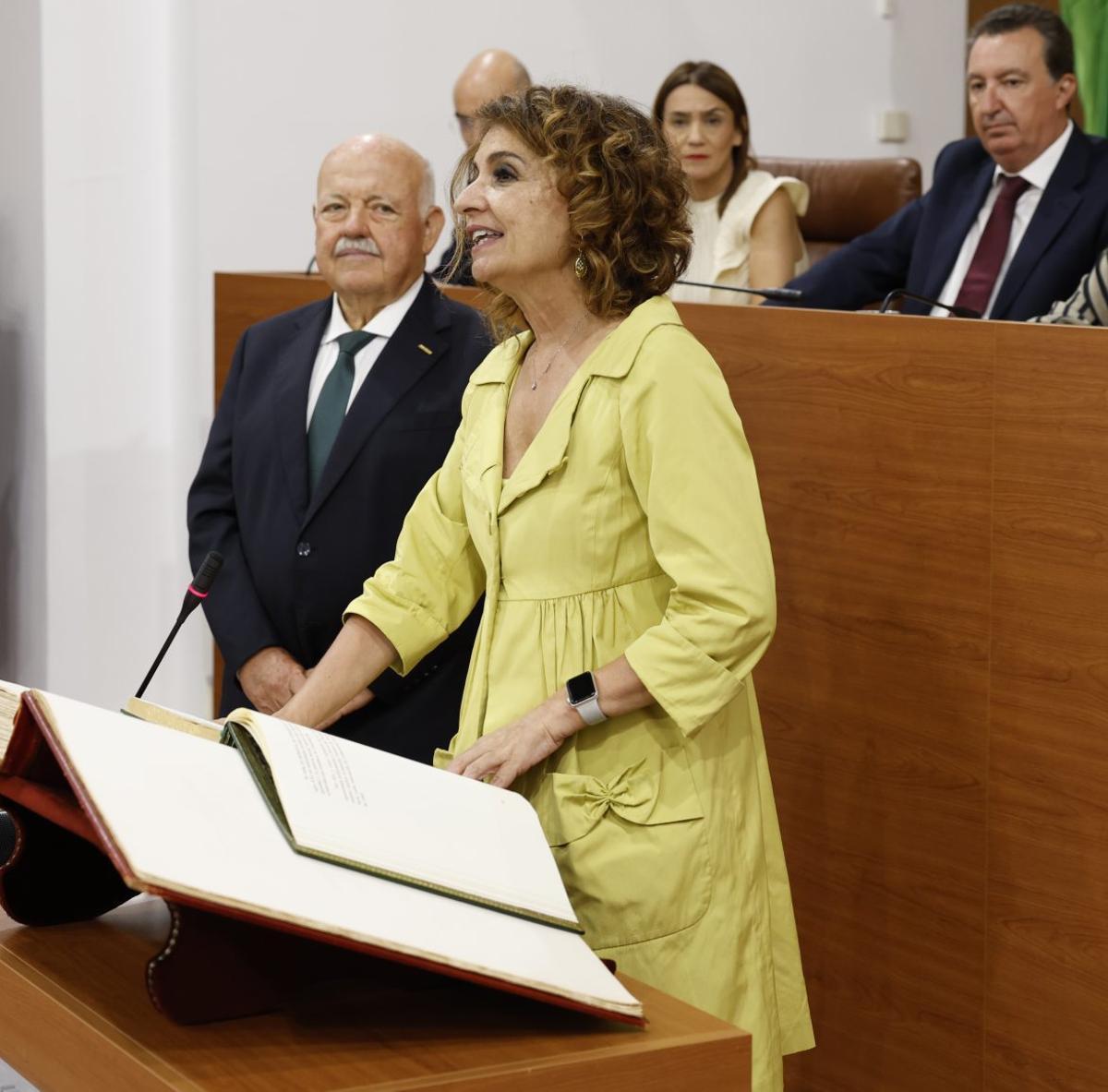 María Jesús Montero, en el acto de constitución del Parlamento este pasado jueves. | JULIO MUÑOZ / EFE