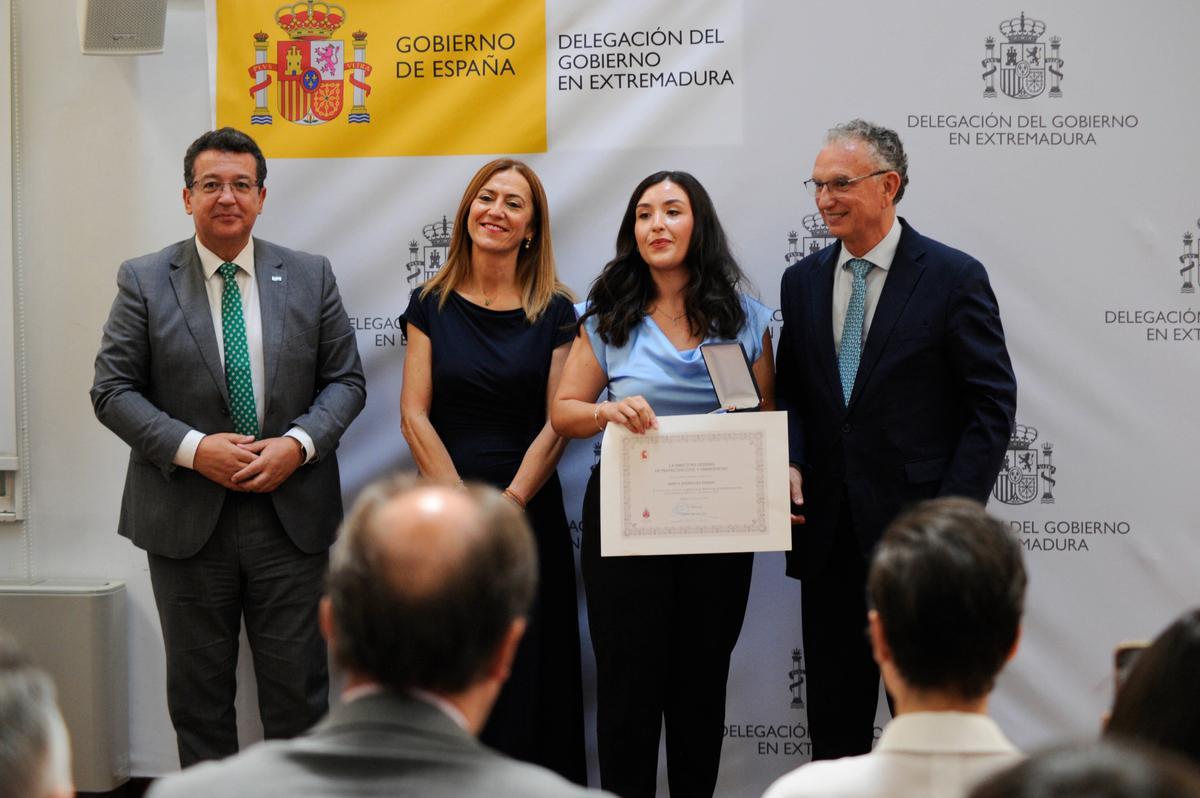 Las imágenes de la entrega de la Medalla al Mérito de la Protección Civil