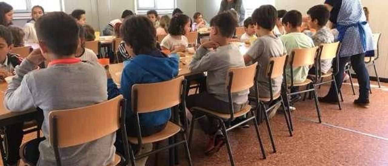 El comedor del colegio Rosalía de Castro. // FdV