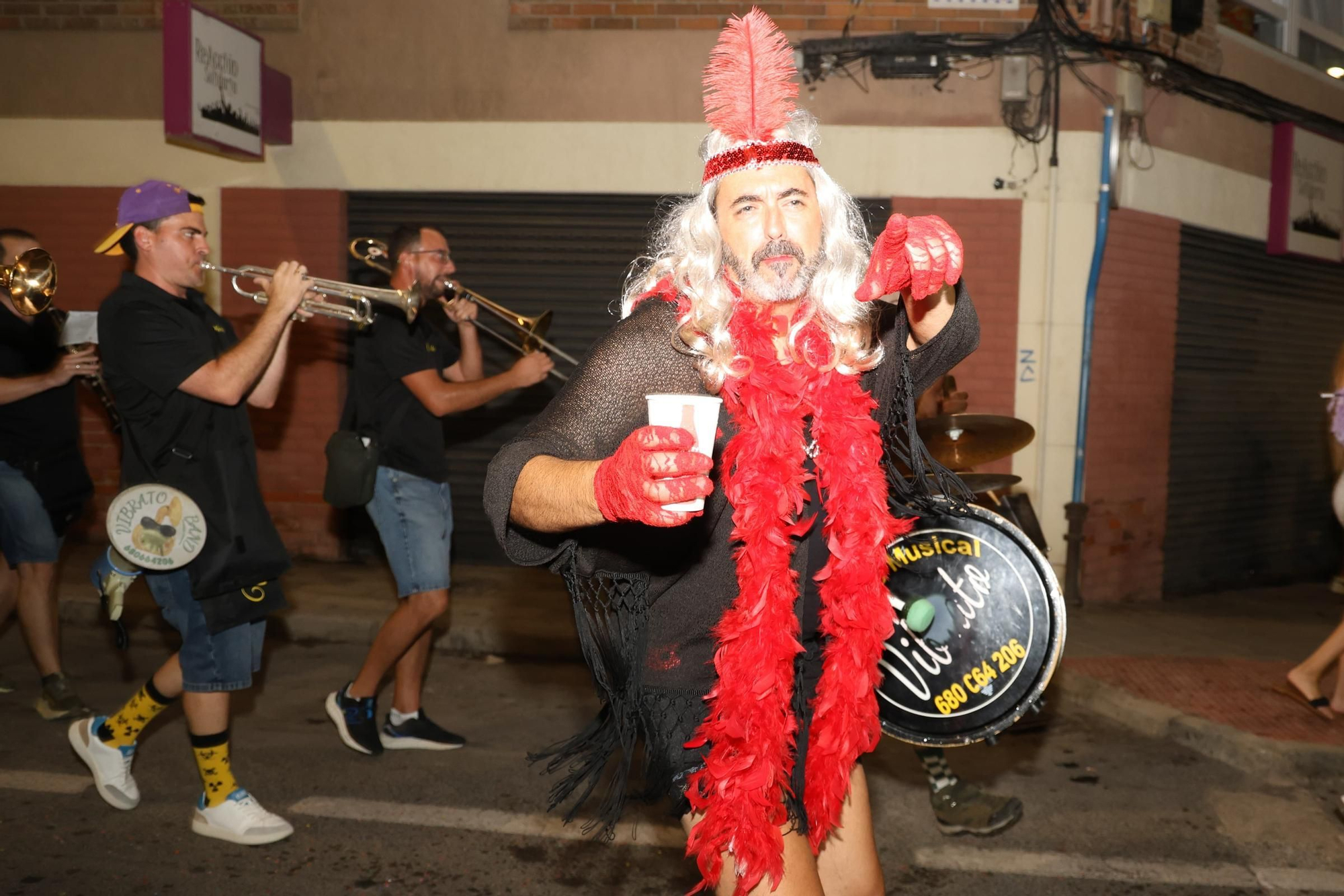 La divertida Retreta de los Moros y Cristianos de San Blas en Alicante