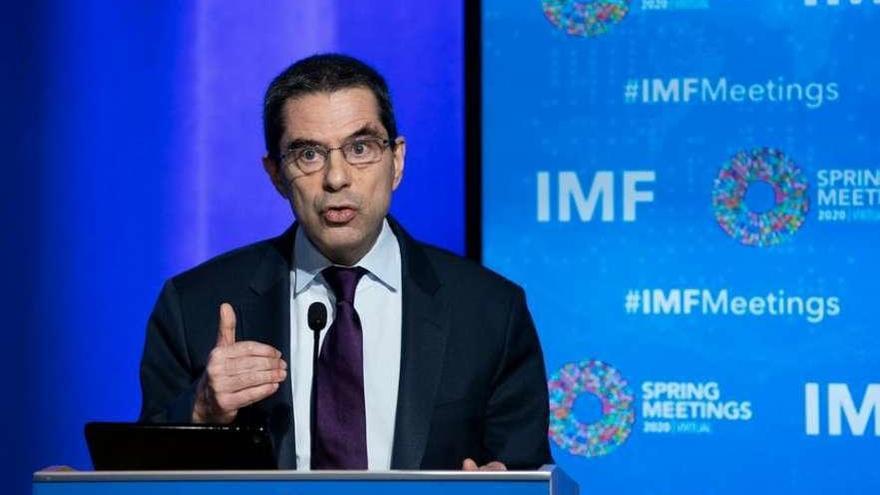 El director del Departamento Fiscal del FMI, Vitor Gaspar.  // IMF