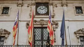 Vecinos del Paseo Marítimo denuncian al Ayuntamiento de Palma por "vulnerar el derecho al descanso"