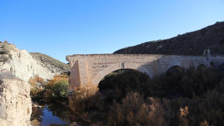 IU apuesta por aprovechar la creación del nuevo Plan General para proteger inmuebles históricos de Lorca