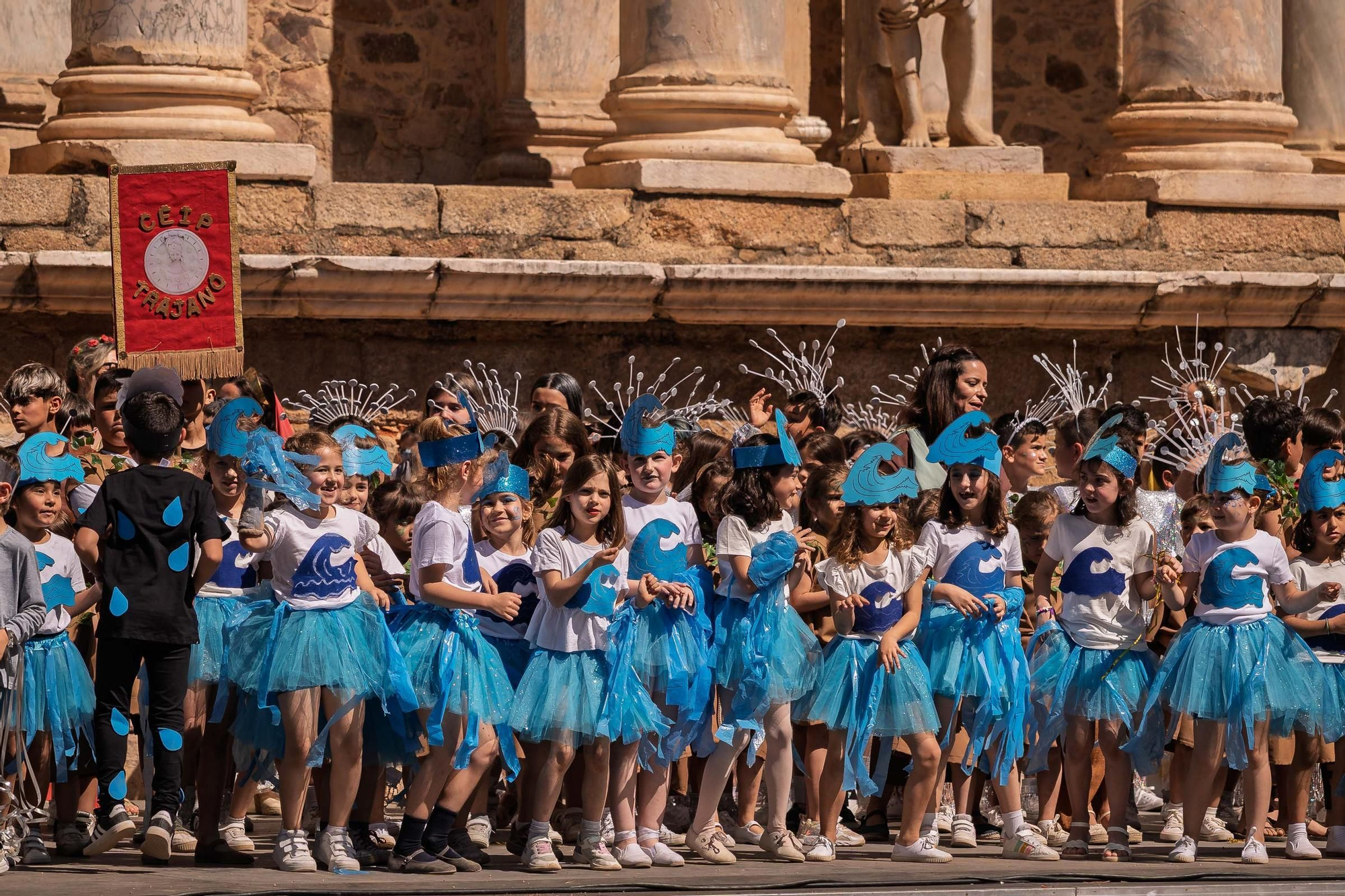Fotogalería | Los escolares toman el Teatro Romano en Emerita Lvdica