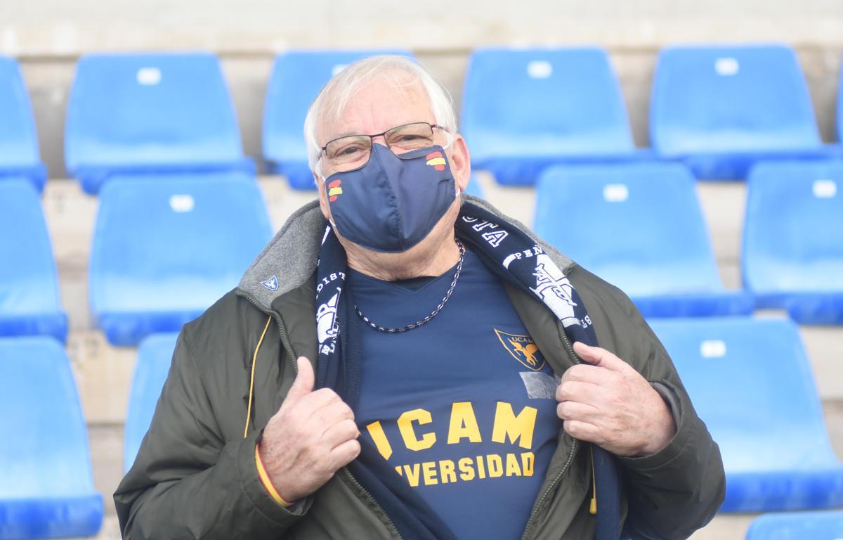 El UCAM Murcia recupera la sonrisa a costa del Algeciras (2-0) El UCAM Murcia recupera la sonrisa a costa del Algeciras (2-0)