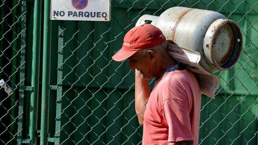 Más de 1,7 millones de cubanos afectados por la crisis de gas licuado