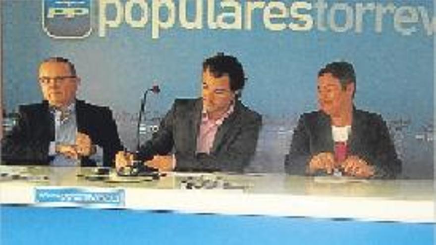 El PP promete bajar el IBI y que en Torrevieja se impartan títulos universitarios de Hostelería