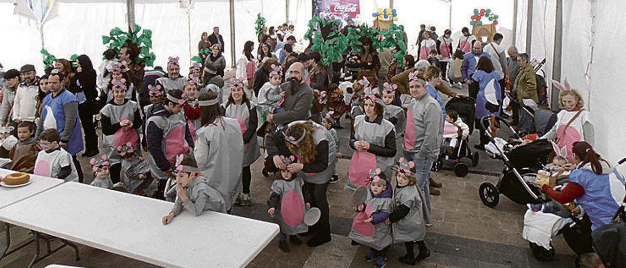 Una fiesta de Carnaval en la escuela infantil de Cangas de Onís, en una imagen de archivo.