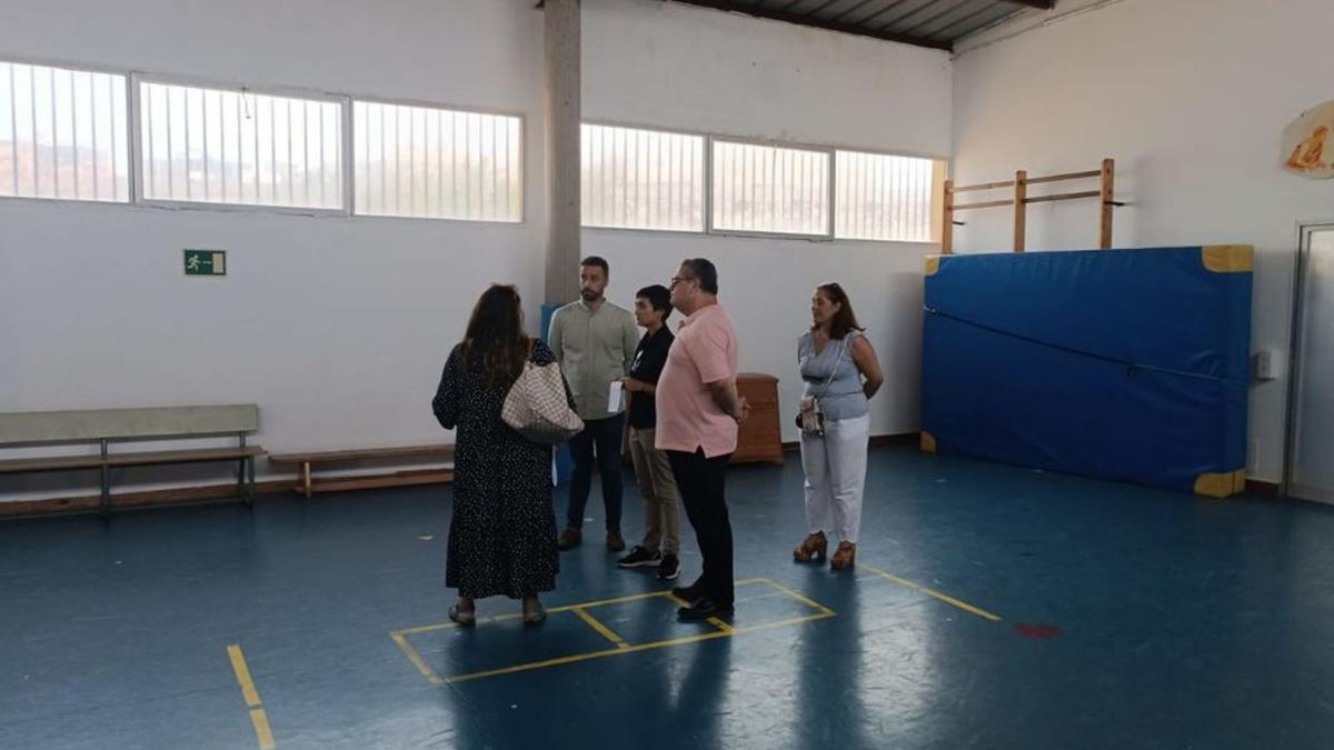 Un momento de la visita de Peña al colegio de La Garita.