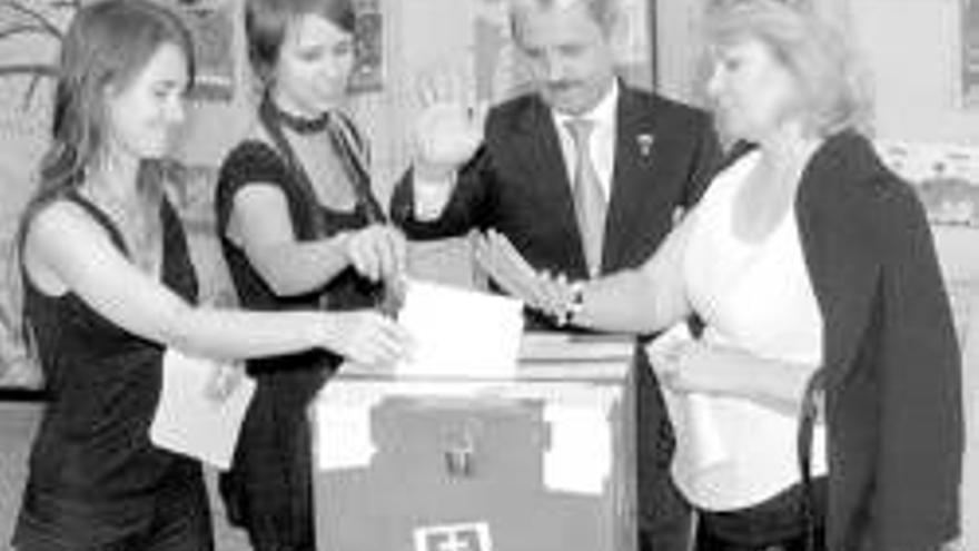 Eslovaquia vota el futuro de las reformas que la llevaron a la UE