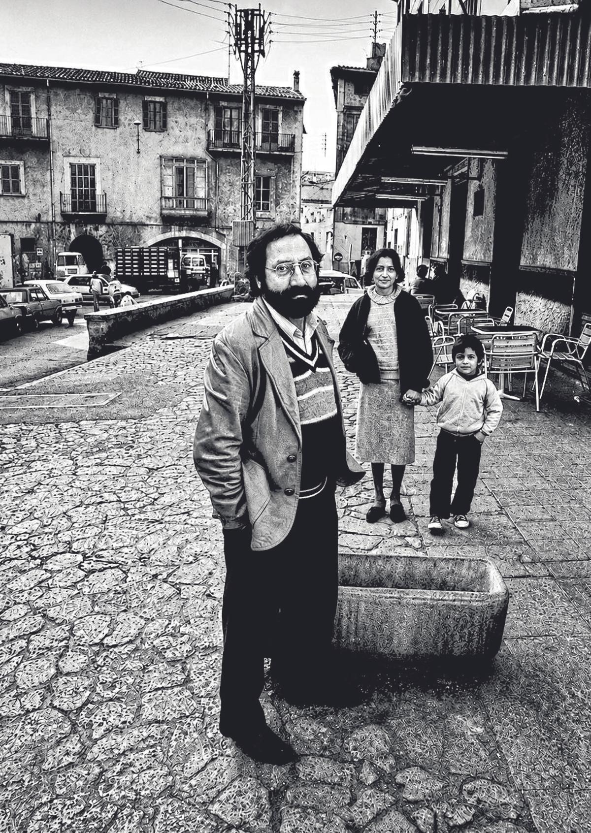 Antoni Rotger retratat per Oscar Pickin. Antoni Rotger retratat per Oscar Pickin.