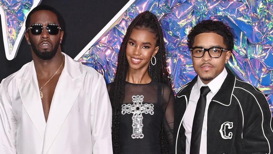 Diddy junto a algunos de sus hijos