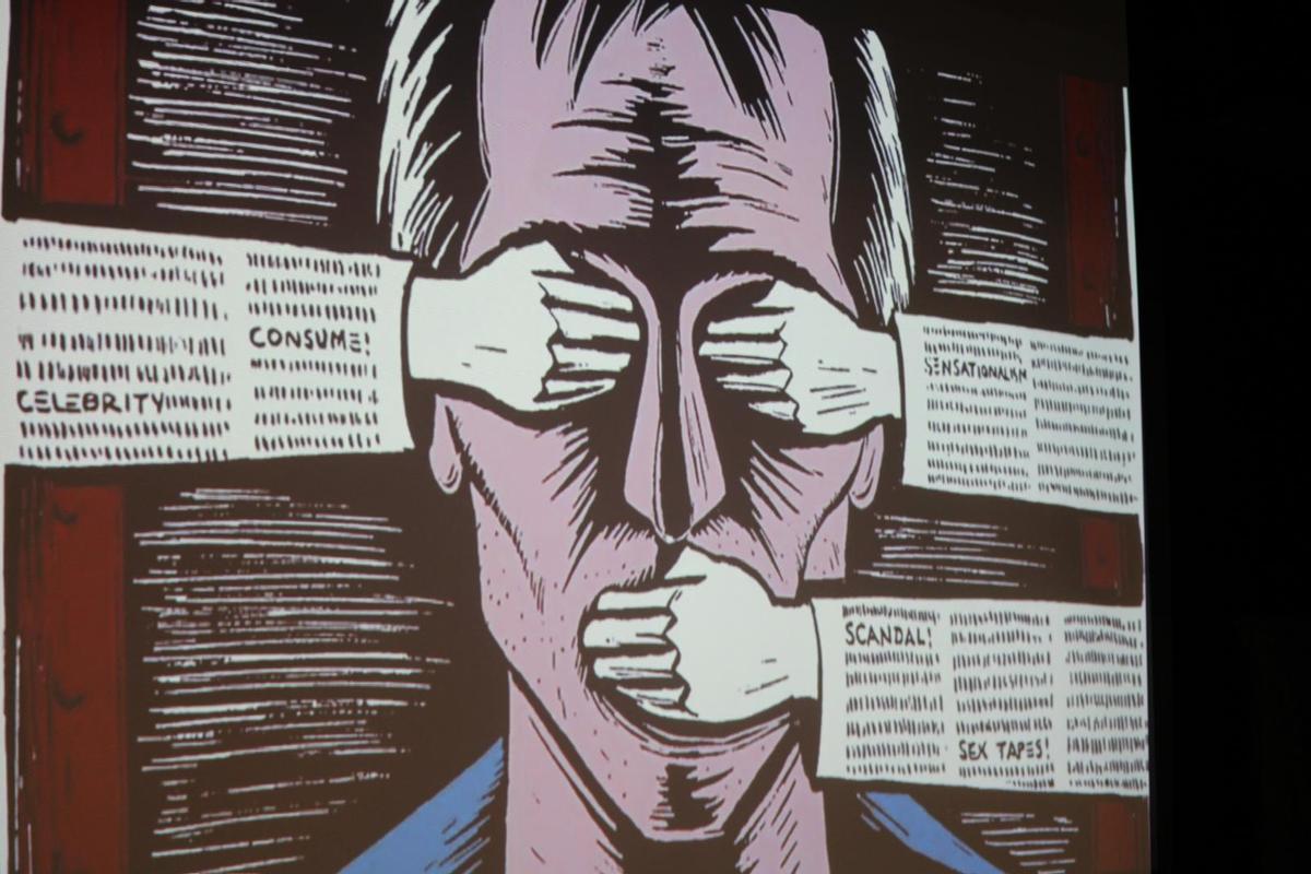 Roll Up sobre la censura, parte del proyecto &quot;Voces silenciadas&quot;.