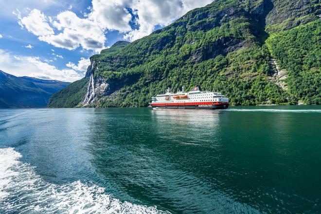 Hurtigruten