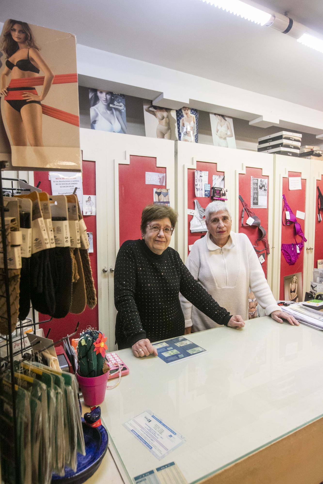 Galería de imágenes del cierre de la corsetería 'Pilende'