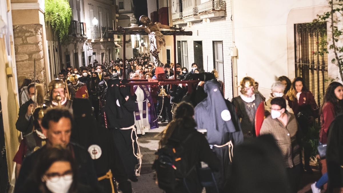 Procesión del Cristo de la O por las calles de la ciudad.