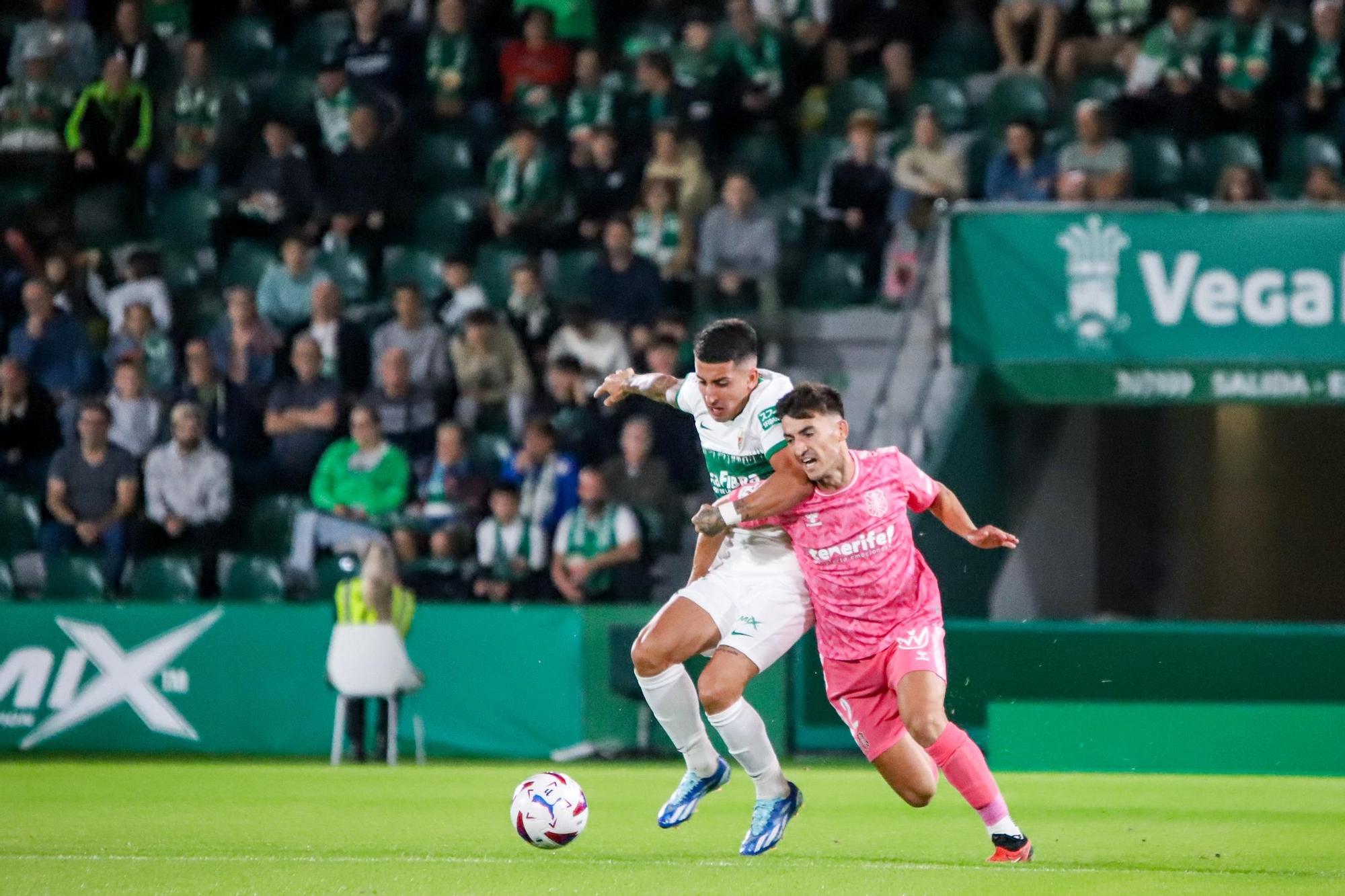 El partido del Elche CF - CD Tenerife, en imágenes