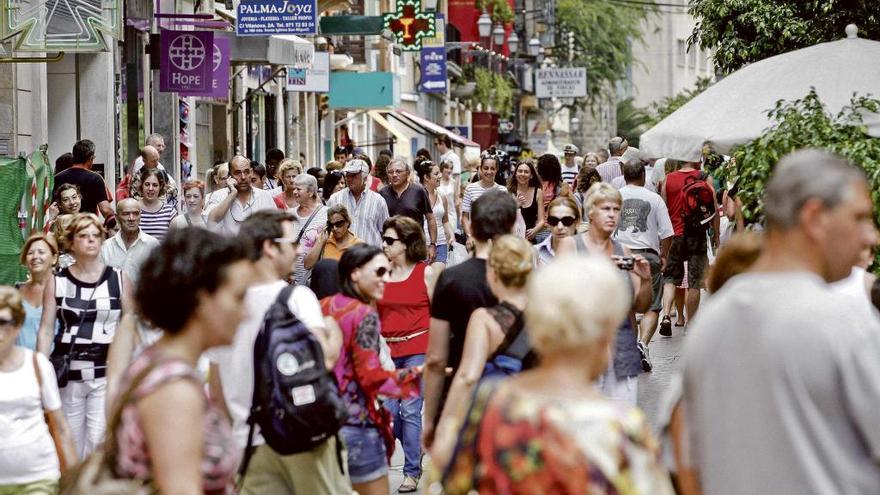 Imagen de una de las principales vías comerciales de Palma.