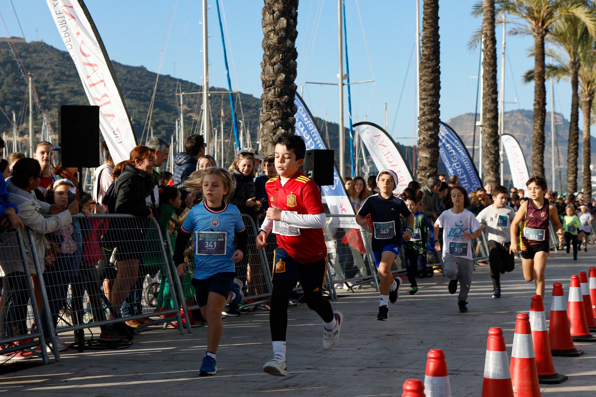 San Silvestre 2022 de niños en Cartagena