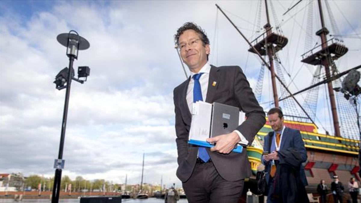 Jeroen Dijsselbloem, presidente del Eurogrupo, ayer en Ámsterdam.