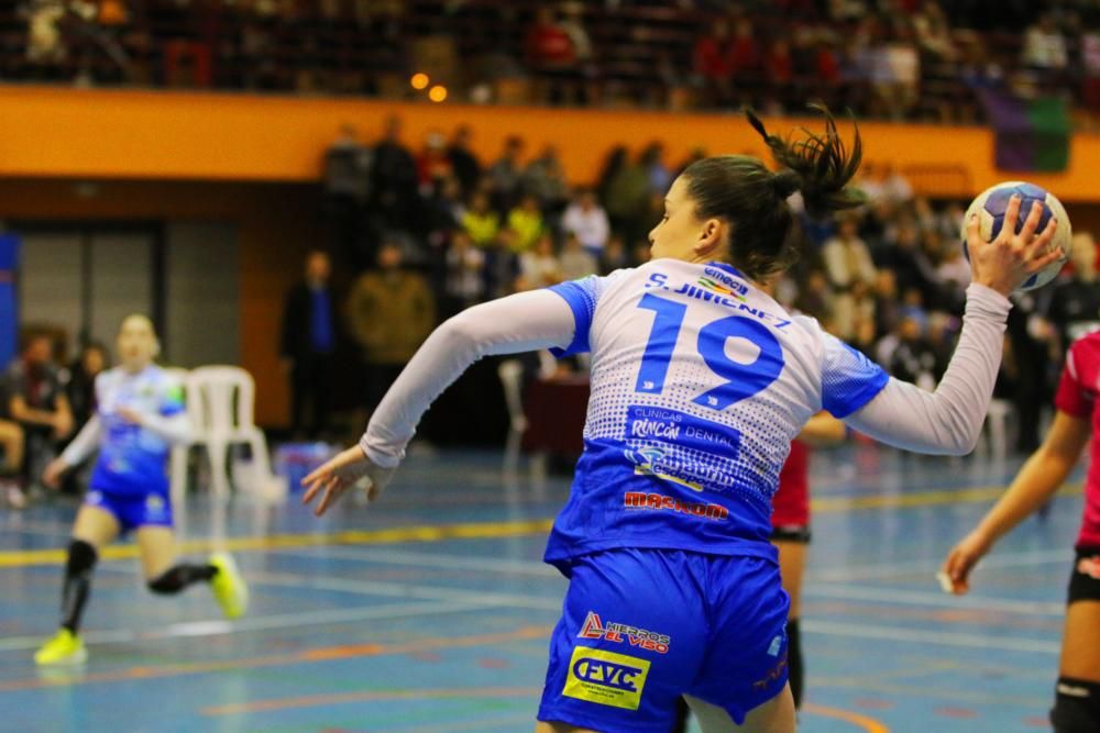 Balonmano: Rincón Fertilidad -  KHF Istogu