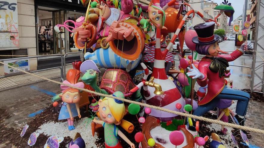 La Falla Camí Nou gana el primer premio de las fallas infantiles de Alzira